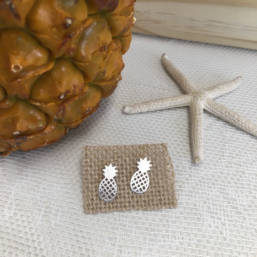 Silver Pineapple Earrings - Picture 1 of 2